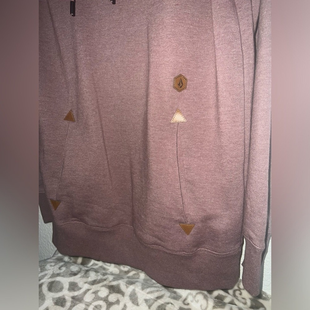 Women's Volcom Hoodie size medium unworn - Picture 3 of 3